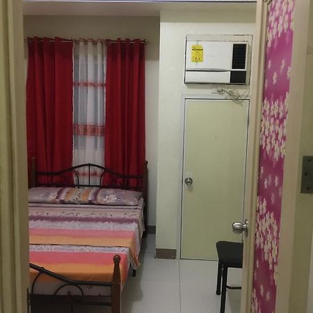 Karla'S Place At Chateau Elysee Paranaque City ภายนอก รูปภาพ